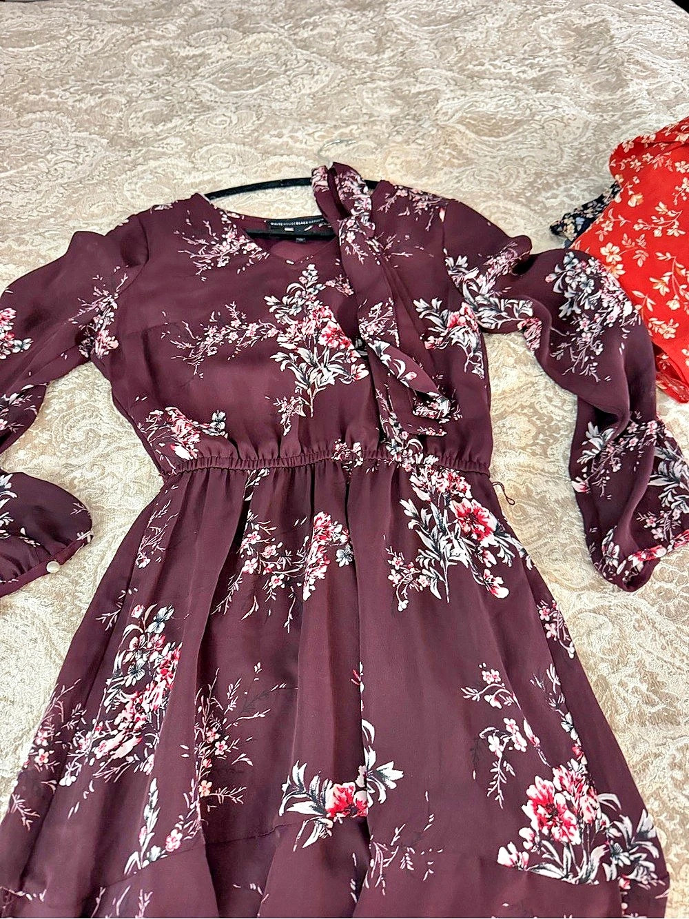 White House Black Market Floral Long Sleeve Dress in Purple & Pink